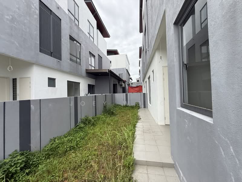 Semi-Detached House for Sale in Kota Kemuning (Shah Alam) - Joey Wong - Exterior - PropertyGuru.com.my