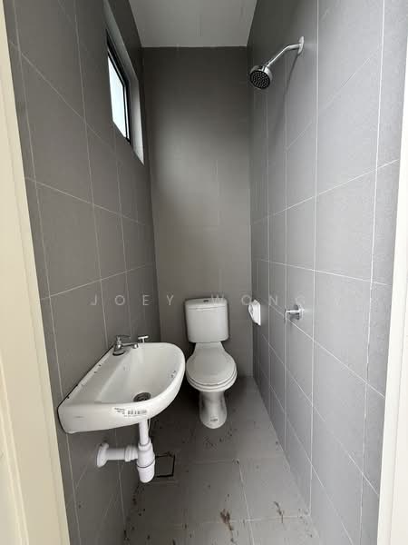 Semi-Detached House for Sale in Kota Kemuning (Shah Alam) - Joey Wong - Bathroom - PropertyGuru.com.my