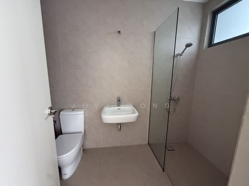 Semi-Detached House for Sale in Kota Kemuning (Shah Alam) - Joey Wong - Bathroom - PropertyGuru.com.my