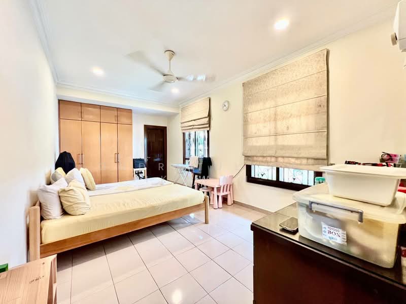 Bungalow for Sale in Kuala Lumpur (Kuala Lumpur) - Gudrotullah Ikhwan - Bedroom - PropertyGuru.com.my