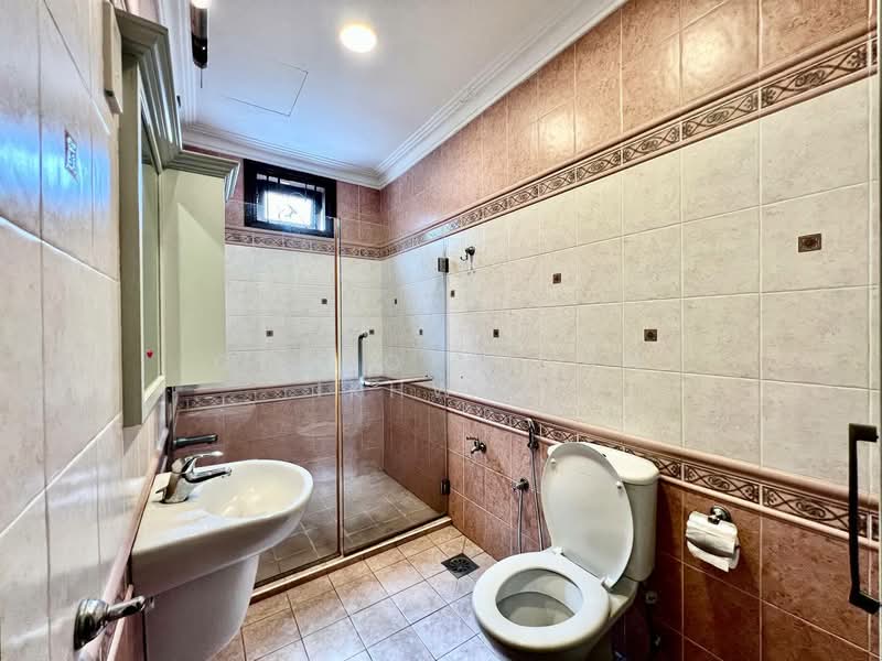 Bungalow for Sale in Kuala Lumpur (Kuala Lumpur) - Gudrotullah Ikhwan - Bathroom - PropertyGuru.com.my