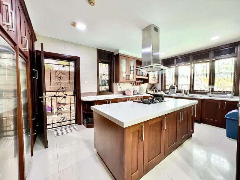 Bungalow for Sale in Kuala Lumpur (Kuala Lumpur) - Gudrotullah Ikhwan - Kitchen - PropertyGuru.com.my