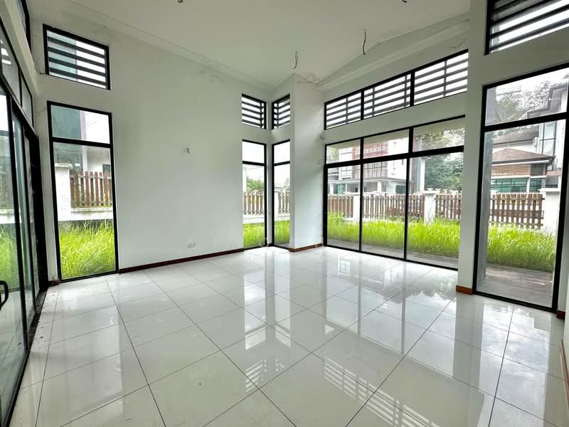 Rumah Banglo untuk Dijual di Subang Bestari (Shah Alam) - Afiqah . - Living Room - PropertyGuru.com.my