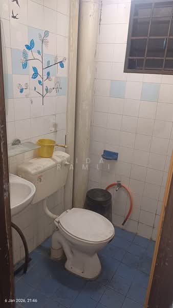 Apartment for Sale at Pangsapuri Perdana - Aida Ramli - Bathroom - PropertyGuru.com.my