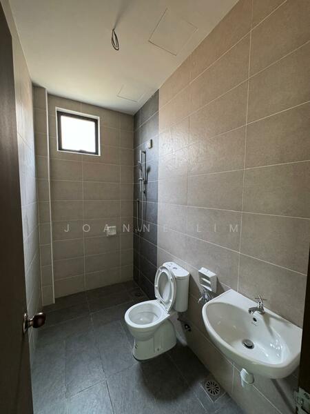 Rumah Berkembar untuk Dijual di Tanjong Minyak (Melaka) - Joanne Lim - Bathroom - PropertyGuru.com.my