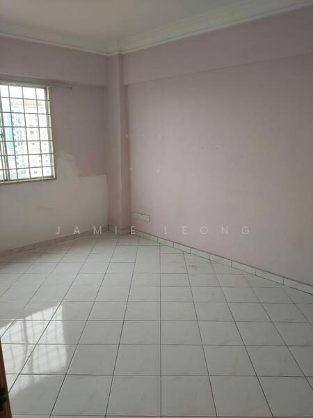 Apartment for Sale at Pangsapuri Vista Serdang - Jamie Leong - Interior - PropertyGuru.com.my