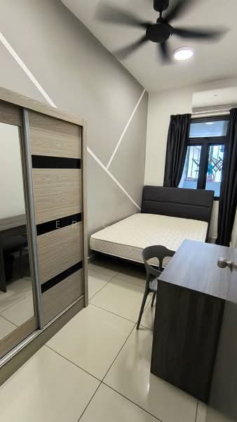 Pangsapuri untuk Disewa di D7 (D'Seven Lagoon Perdana) - Eric Lim - Bedroom - PropertyGuru.com.my