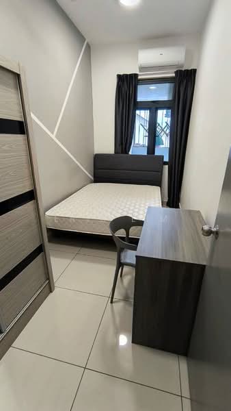 Pangsapuri untuk Disewa di D7 (D'Seven Lagoon Perdana) - Eric Lim - Bedroom - PropertyGuru.com.my