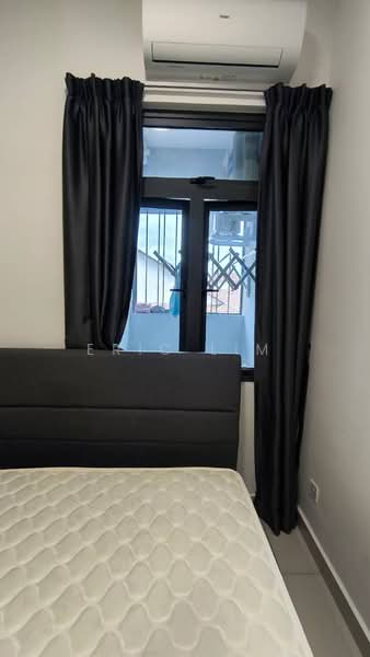 Pangsapuri untuk Disewa di D7 (D'Seven Lagoon Perdana) - Eric Lim - Bedroom - PropertyGuru.com.my