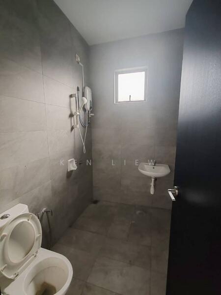 Taman Tropika Kulai untuk Untuk Disewa - RM 4,000 /bulan, Feb 2026 - PropertyGuru.com.my