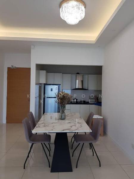 Kondominium untuk Dijual di Sky Condominium (Skyz Residence) - Kewin Poon Kah Wei - Dining Room - PropertyGuru.com.my