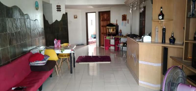 Taman Pelangi untuk Untuk Disewa - RM 2,500 /bulan, Mac 2026 - Living Room - PropertyGuru.com.my