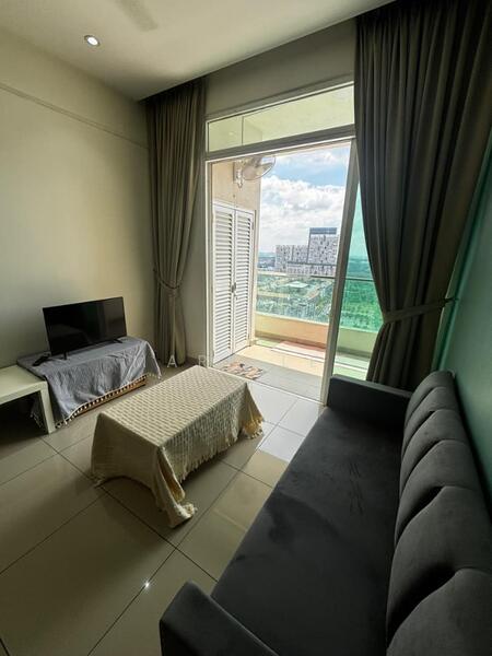 Mutiara Ville untuk Untuk Disewa - RM 1,800 /bulan, Apr 2026 - Living Room - PropertyGuru.com.my