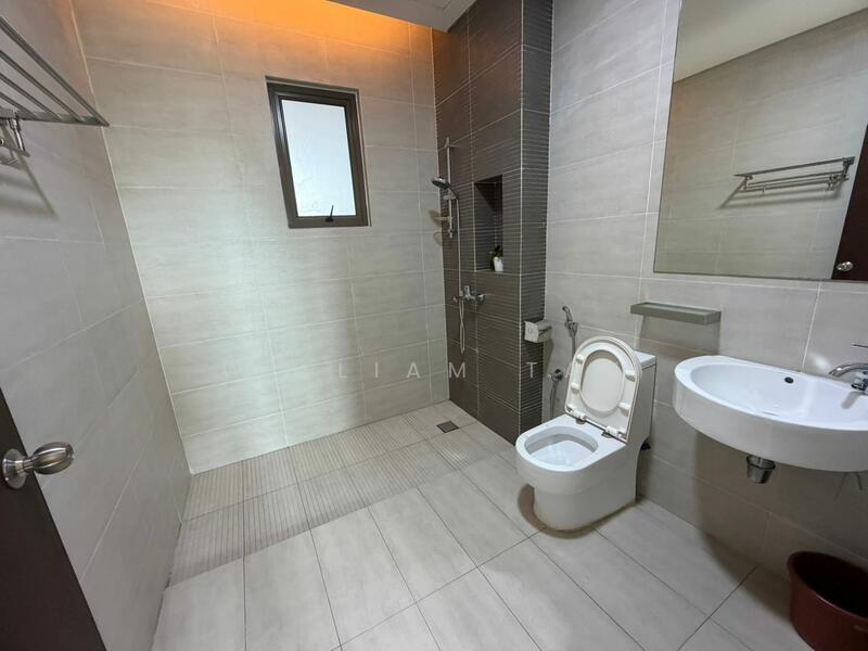 Semi-Detached House for Sale in East Ledang (Iskandar Puteri (Nusajaya)) - William Tay - Bathroom - PropertyGuru.com.my