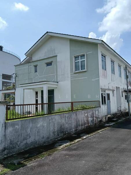 2-storey Terraced House for Sale in Taman Scientex Senai (Senai) - Leo Lee BH - Exterior - PropertyGuru.com.my