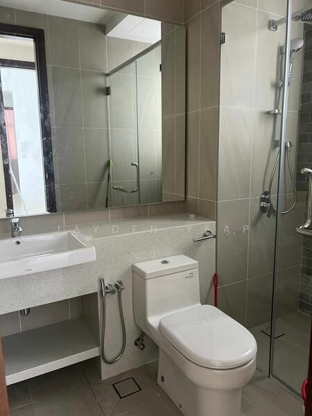 Condominium for Rent at Queens Residences Q2 @ Queens Waterfront - Jayden Yeap - Bathroom - PropertyGuru.com.my