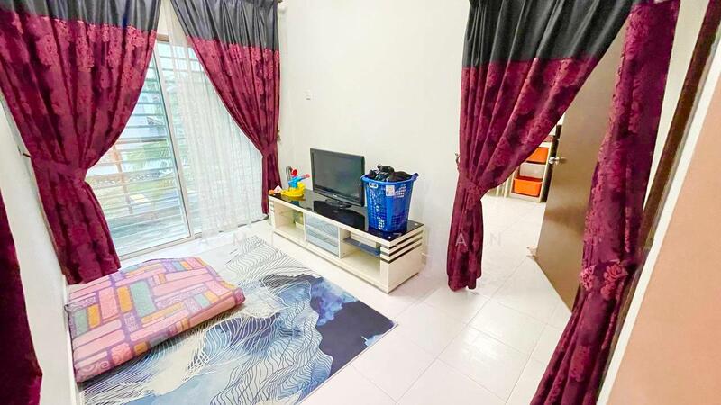 Alam Suria untuk Untuk Dijual - RM 580,000, Apr 2026 - Living Room - PropertyGuru.com.my