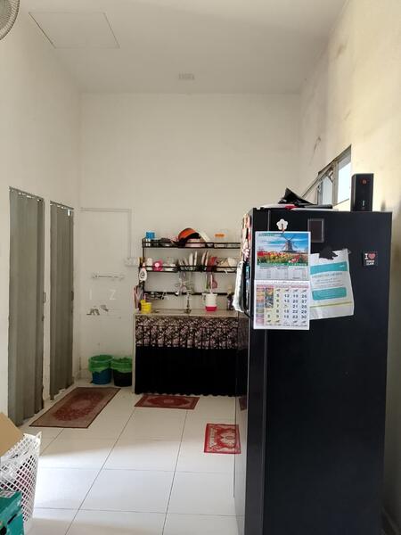 1-storey Terraced House for Sale in Taman Senai Baru (Senai) - Izmaeljb . - Kitchen - PropertyGuru.com.my