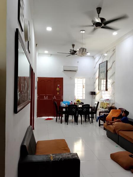 1-storey Terraced House for Sale in Taman Senai Baru (Senai) - Izmaeljb . - Living Room - PropertyGuru.com.my