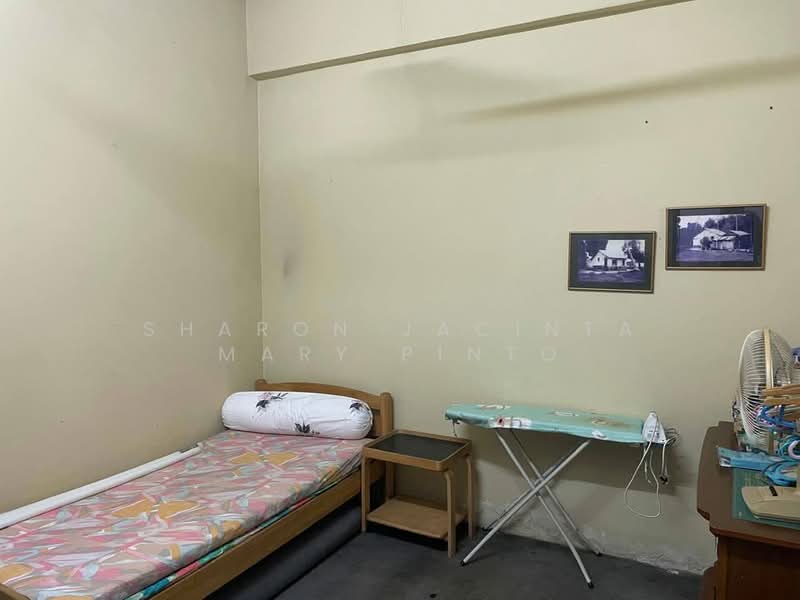 Rumah Teres 1 Tingkat untuk Dijual di Seremban (Negeri Sembilan) - Sharon Jacinta Mary Pinto - Bedroom - PropertyGuru.com.my