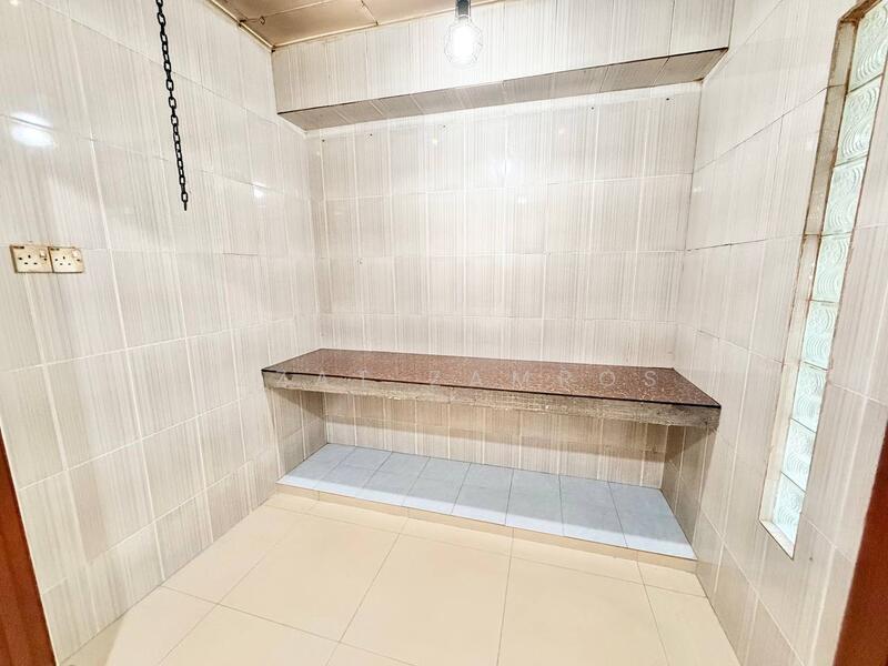 For Sale - Seksyen 17