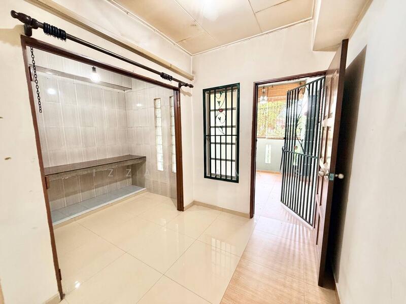 For Sale - Seksyen 17