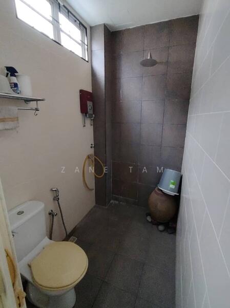 Island Glades untuk Untuk Disewa - RM 2,500 /bulan, Mac 2026 - Bathroom - PropertyGuru.com.my