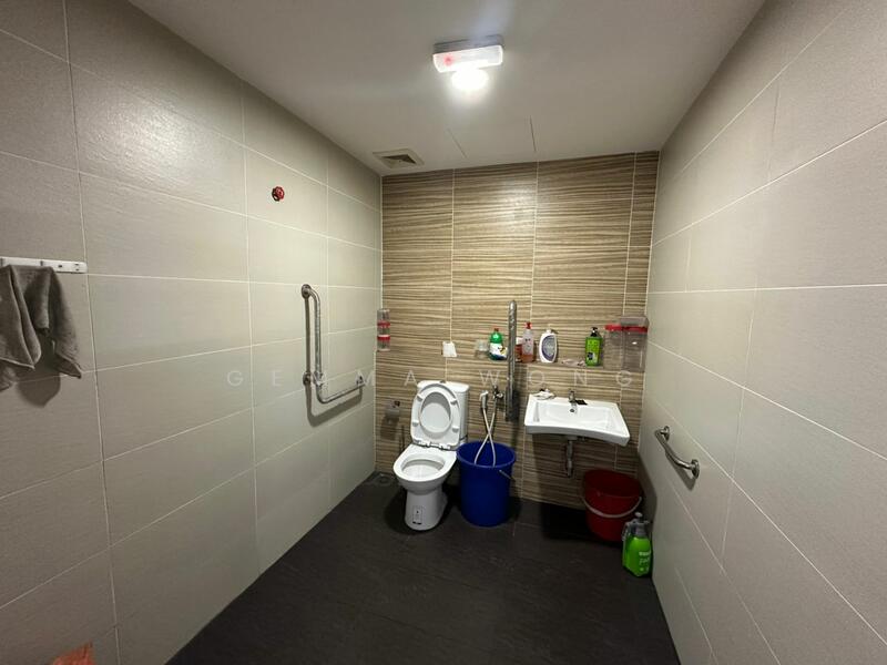 Shop for Sale in Permas Jaya (Johor Bahru) - Gemma Wong - Bathroom - PropertyGuru.com.my