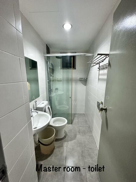 Service Residence for Sale at Park @ One South - Dante Leong Zhenwen - Bathroom - PropertyGuru.com.my