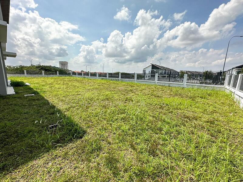 For Sale - Hampton Residences