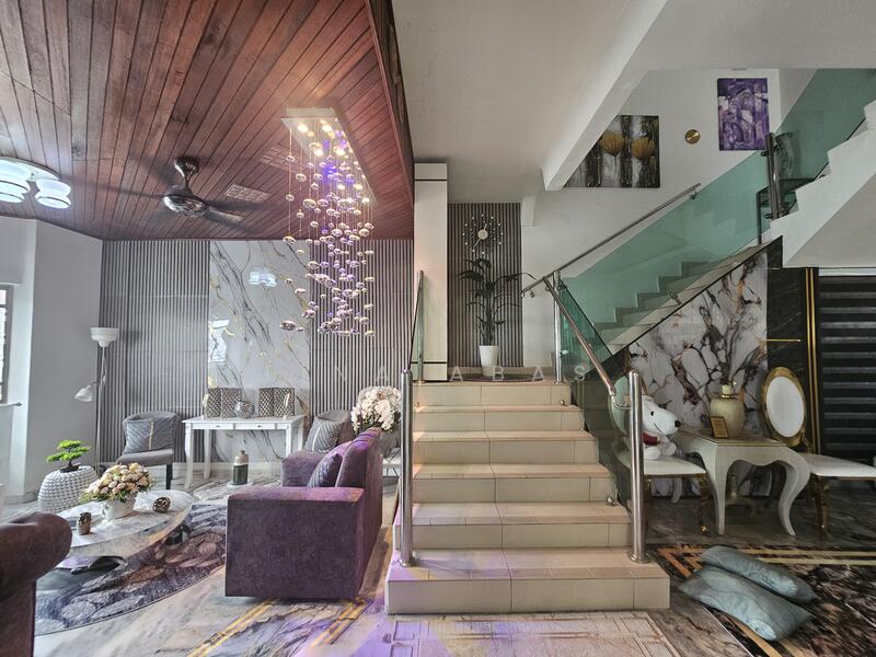 Semi-Detached House for Sale in Taman Pj Perdana (Paroi) - Tina Abas - Living Room - PropertyGuru.com.my