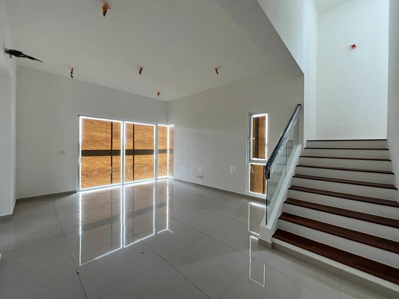 Bungalow for Sale in Kajang (Selangor) - Jeffrey Pang - Living Room - PropertyGuru.com.my