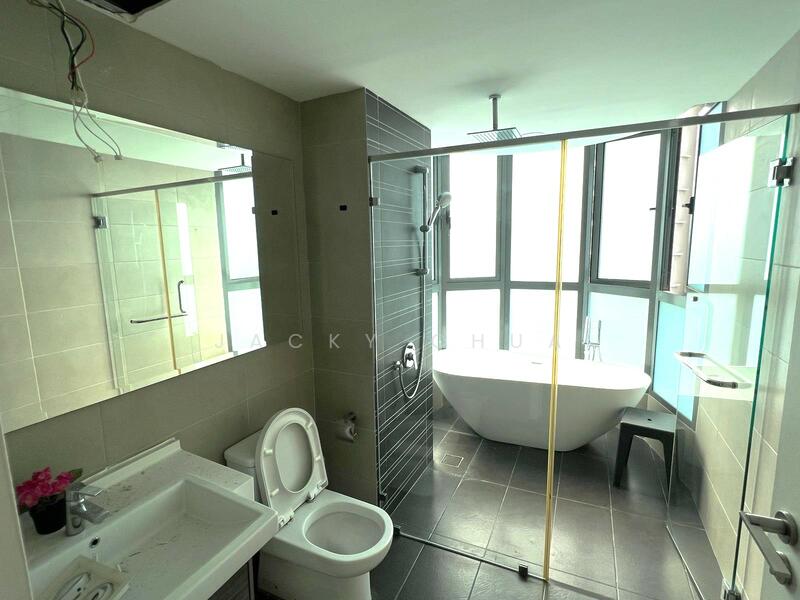 Teega Residences untuk Untuk Dijual - RM 1,090,000, Mac 2026 - Bathroom - PropertyGuru.com.my