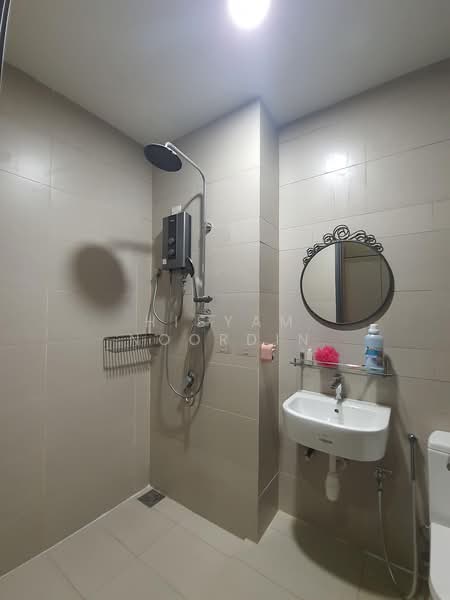 Kondominium untuk Disewa di 16 Quartz Sky Villa - Hisyam Noordin - Bathroom - PropertyGuru.com.my