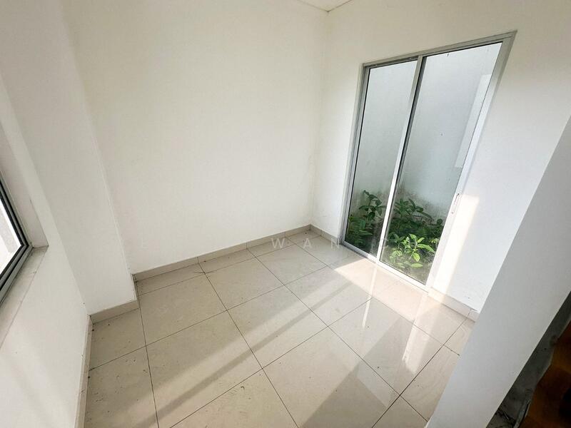 Semi-Detached House for Sale in Bandar Seri Coalfields (Ijok) - Yeong Wan Chi - PropertyGuru.com.my