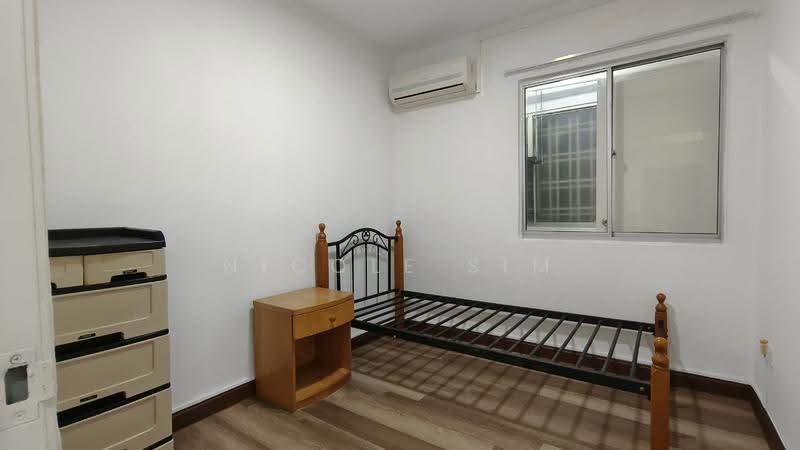 Kondominium untuk Dijual di Amadesa Resort Condominium - Nicole Sim - Bedroom - PropertyGuru.com.my