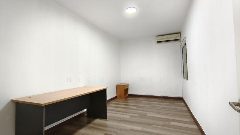 Kondominium untuk Dijual di Amadesa Resort Condominium - Nicole Sim - Study - PropertyGuru.com.my