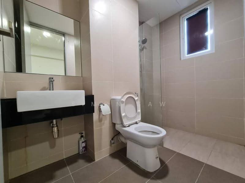 Kondominium untuk Dijual di Tropicana Bay Residences - Simon Saw - Bathroom - PropertyGuru.com.my