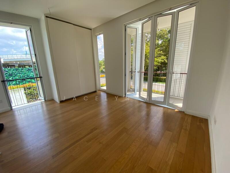 Emerald Bay @ Puteri Harbour untuk Untuk Dijual - RM 2,920,000, Apr 2026 - Balcony - PropertyGuru.com.my