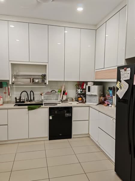 Terraced House for Sale in 16 Sierra (Puchong) - Jeanne Hor - Kitchen - PropertyGuru.com.my