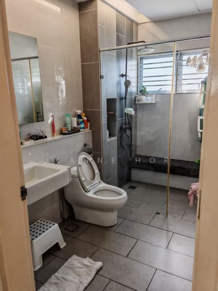 Terraced House for Sale in 16 Sierra (Puchong) - Jeanne Hor - Bathroom - PropertyGuru.com.my