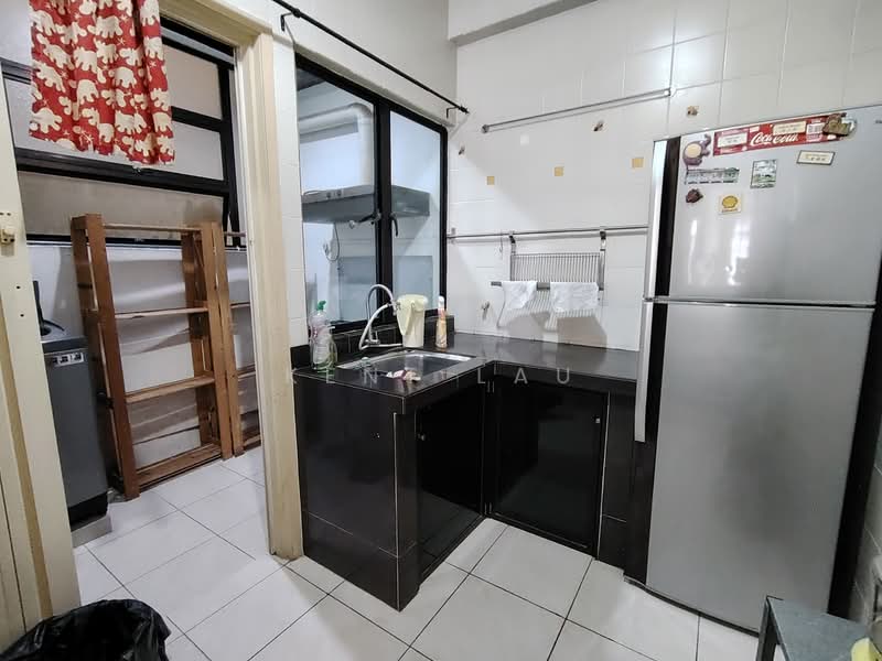 Service Residence for Rent at Diamond Residences - Kent Lau - Kitchen - PropertyGuru.com.my