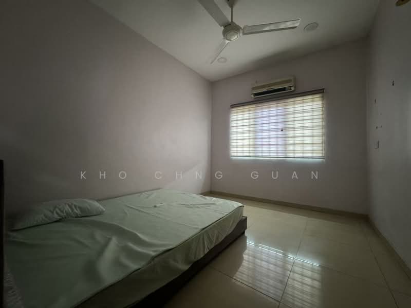 2-storey Terraced House for Sale in Taman Raja Nong (Klang) - Kho Chng Guan - Bedroom - PropertyGuru.com.my