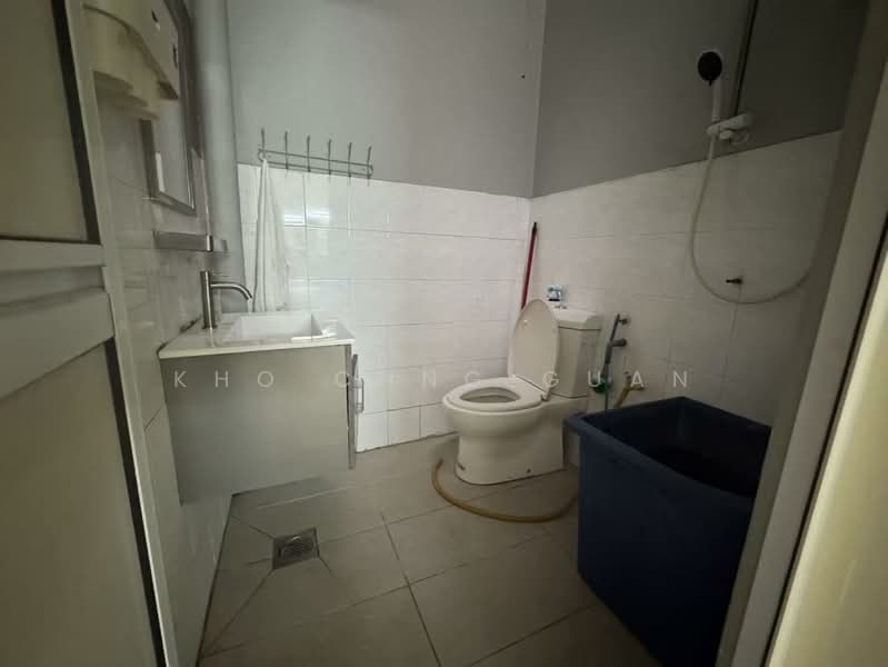 2-storey Terraced House for Sale in Taman Raja Nong (Klang) - Kho Chng Guan - Bathroom - PropertyGuru.com.my