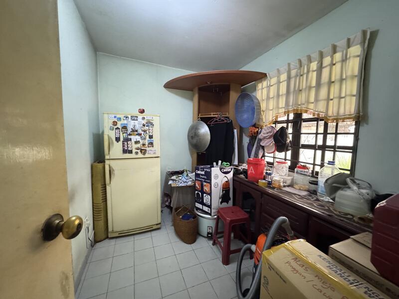Bungalow for Sale in Bandar Putra (Kulai) - Jessie Tan - Kitchen - PropertyGuru.com.my