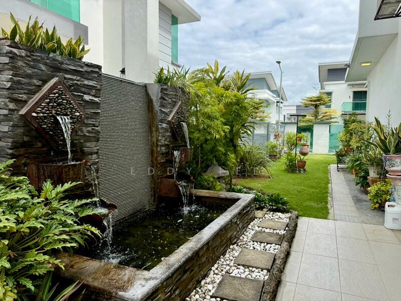 Semi-Detached House for Sale in Kajang (Selangor) - Eddy Lee - Garden - PropertyGuru.com.my