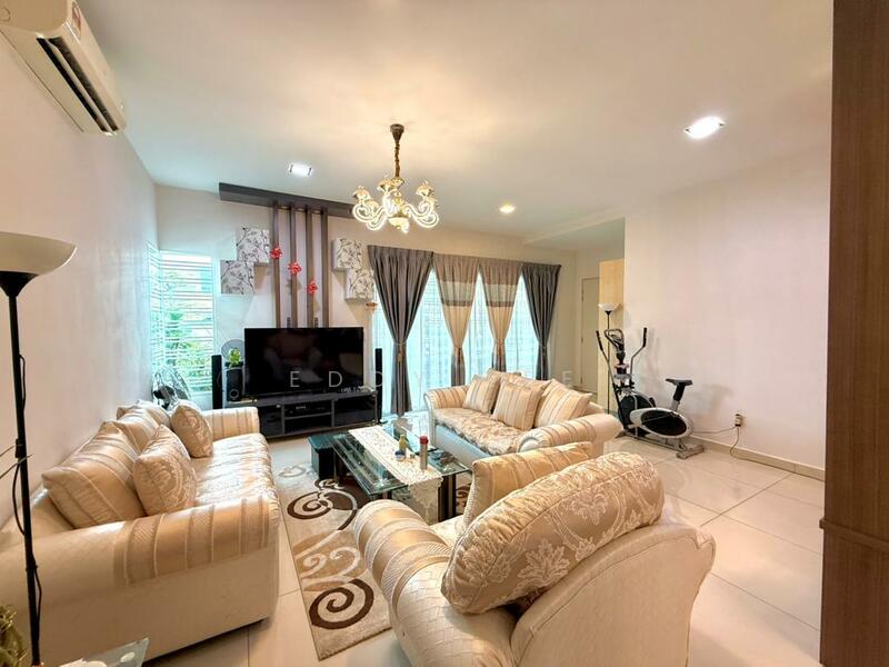 Semi-Detached House for Sale in Kajang (Selangor) - Eddy Lee - Living Room - PropertyGuru.com.my