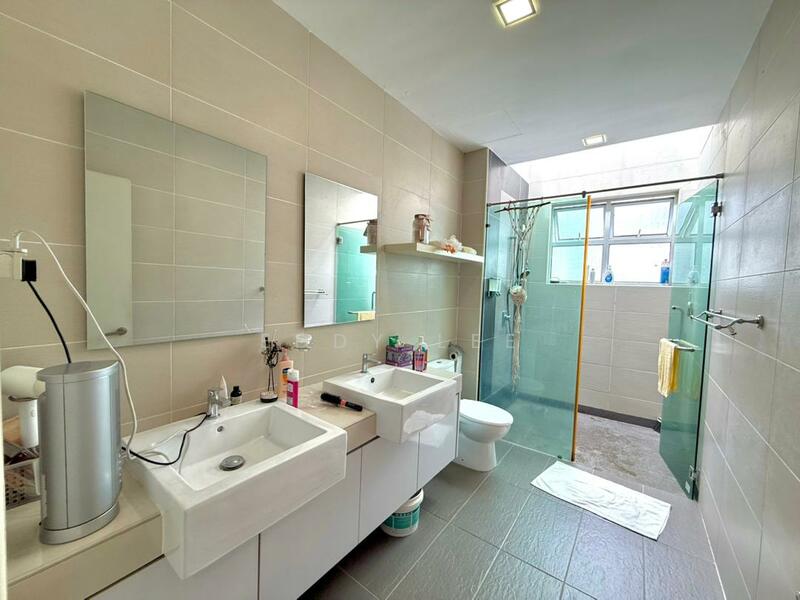Semi-Detached House for Sale in Kajang (Selangor) - Eddy Lee - Bathroom - PropertyGuru.com.my