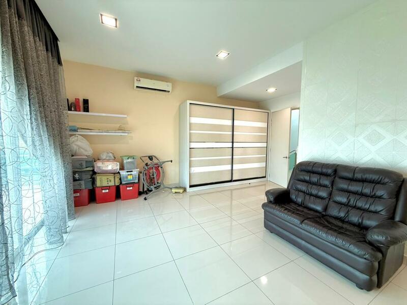 Semi-Detached House for Sale in Kajang (Selangor) - Eddy Lee - Living Room - PropertyGuru.com.my
