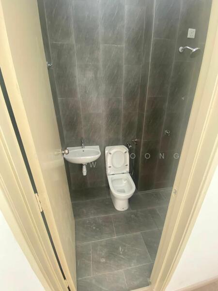 Semi-Detached House for Rent in Taman Puncak Saujana (Kajang) - Chang Hoong Wen - Bathroom - PropertyGuru.com.my